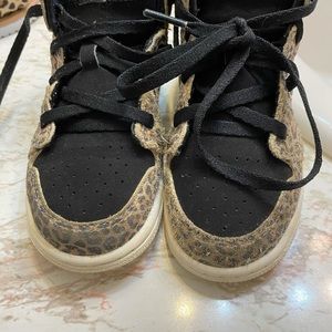 Toddler girls Jordan’s sneakers